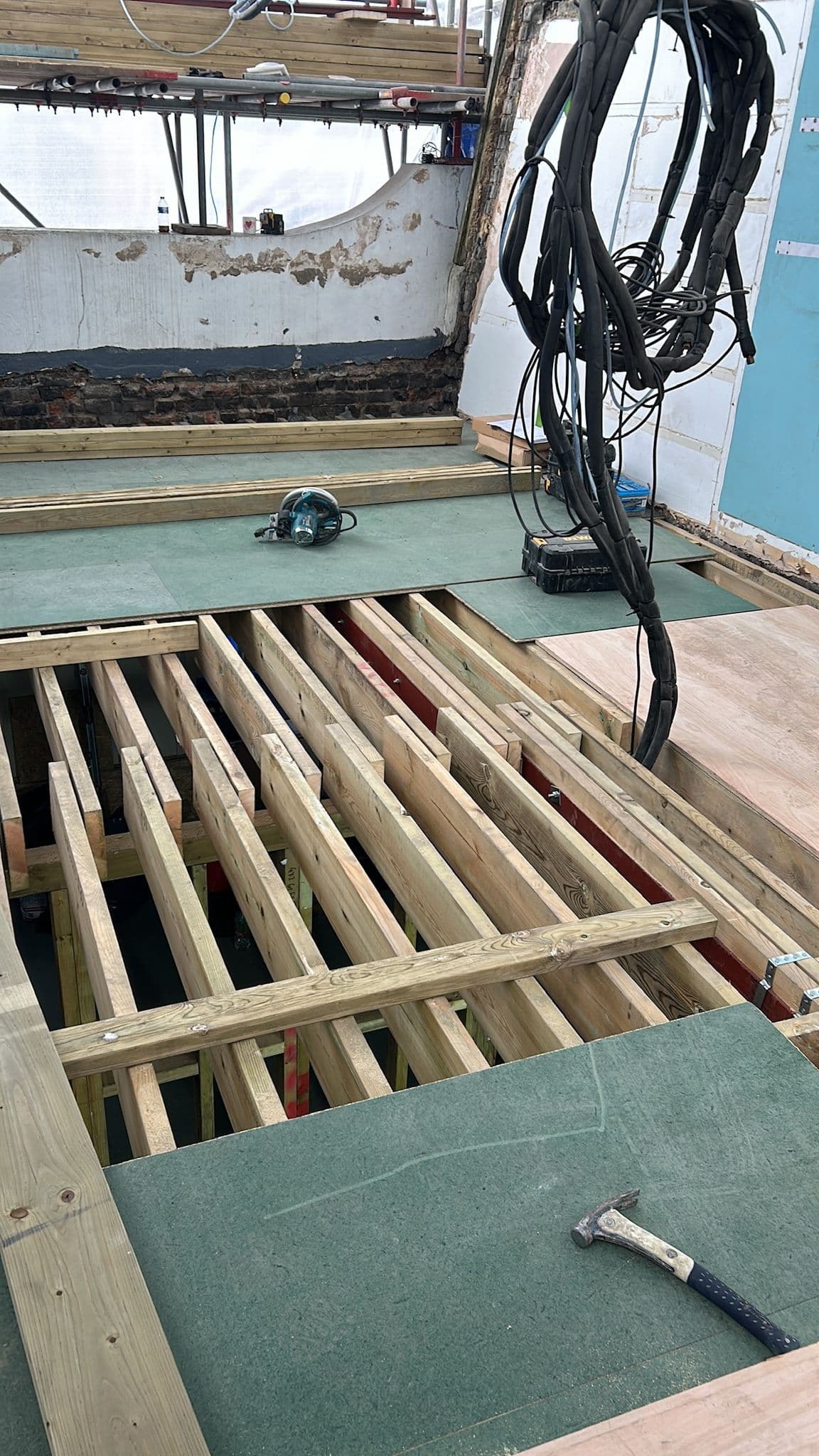 Roof and loft rebuild archive image 8