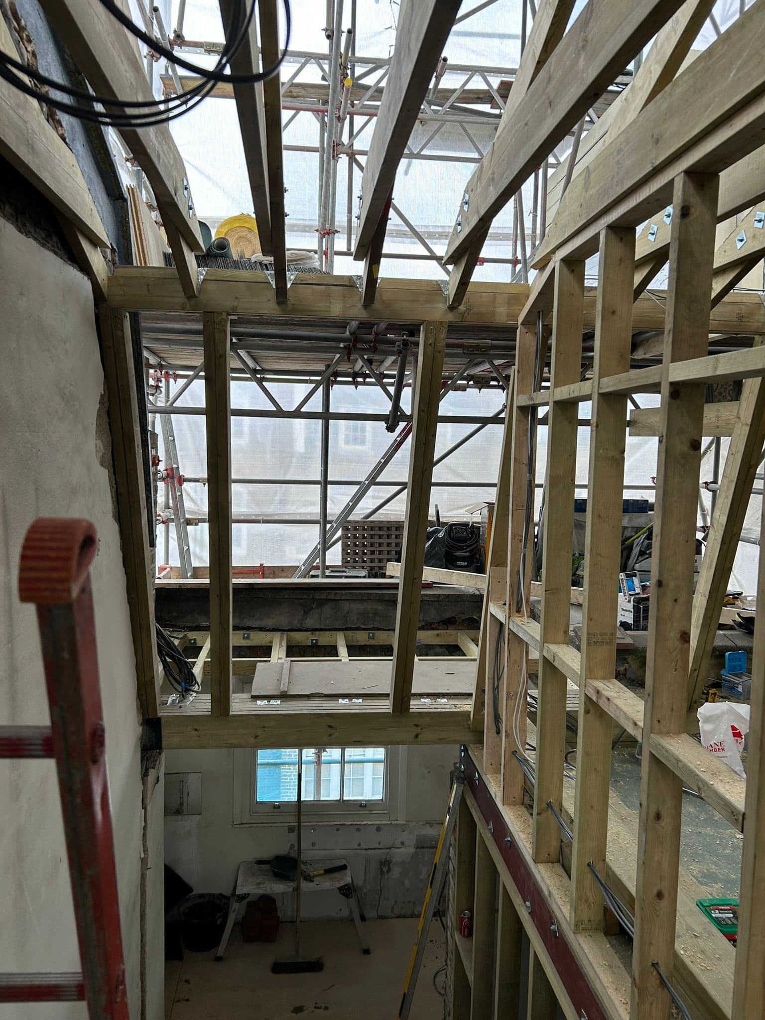 Roof and loft rebuild archive image 14
